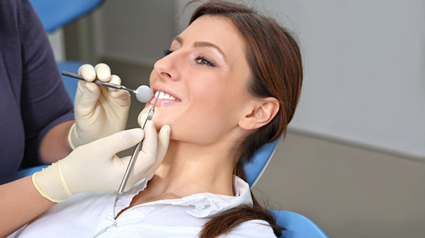 Zahnästhetik in der Zahnarztpraxis KlinkenWiese